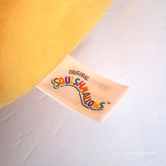 WEAVER 🧇 Waffle w Strawberry Maple Syrup & Whipped Cream Original Squishmallow - Picture 7 of 8